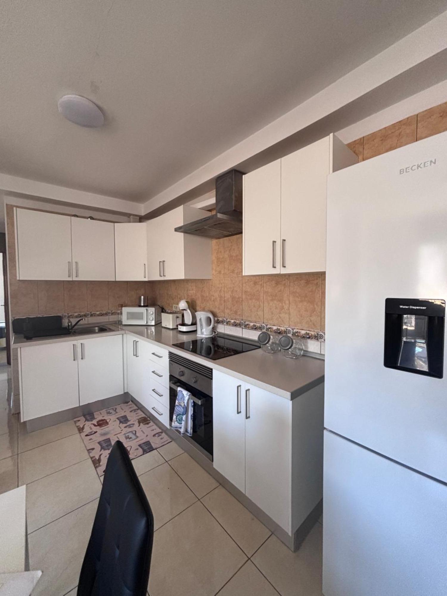 Casa Gloria 2 Apartment Лос Абригос Екстериор снимка